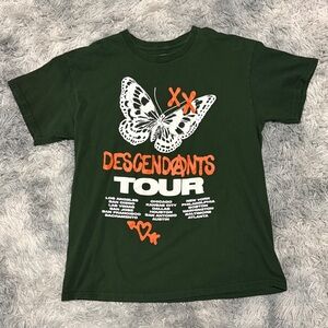 Descendants shirt Large Descendants Tour